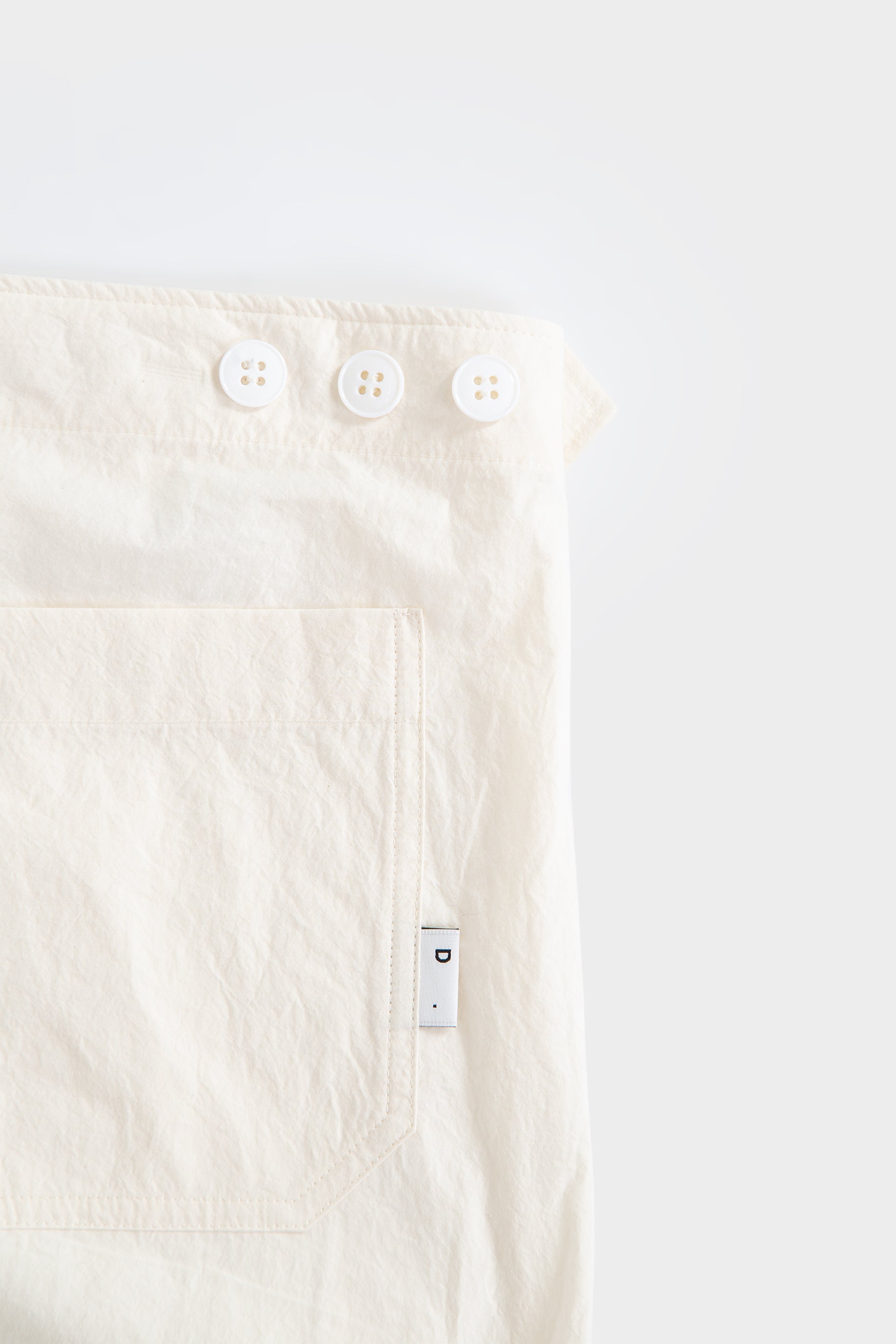 Cream cotton poplin Bermuda shorts with adjustable waist