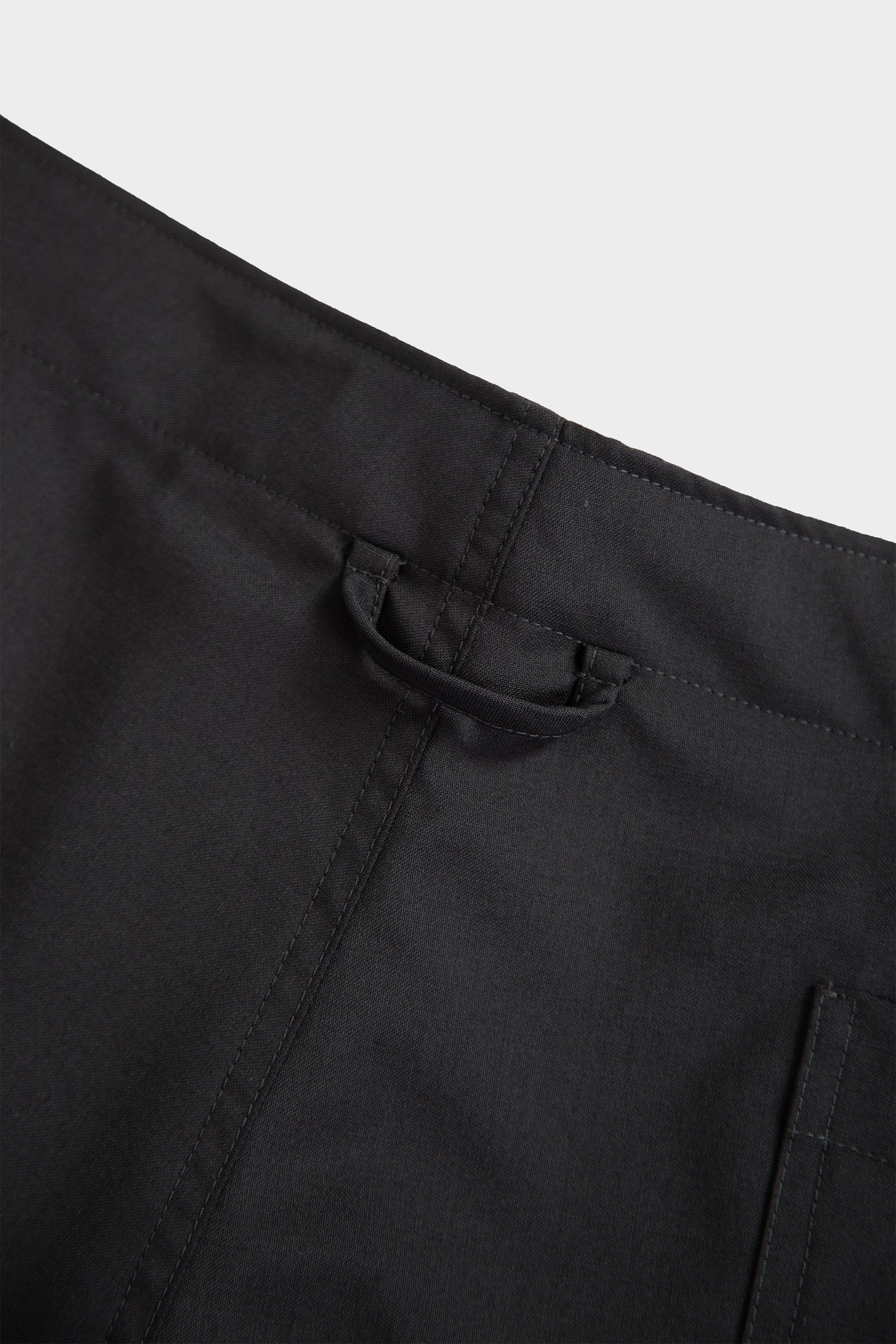 Black wool tailored pant with adjustable waist 