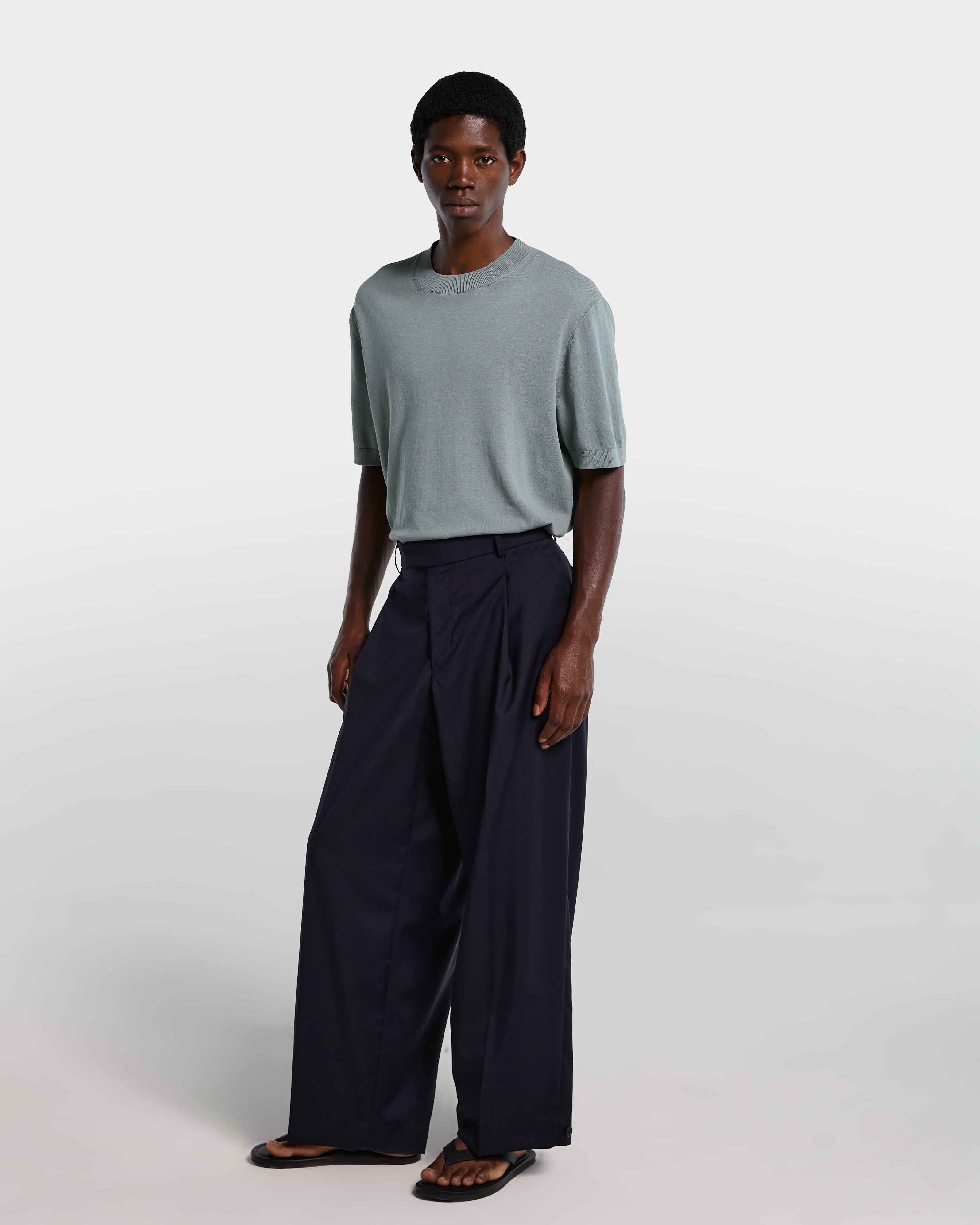 Navy blue frescolana trousers with adjustable waist