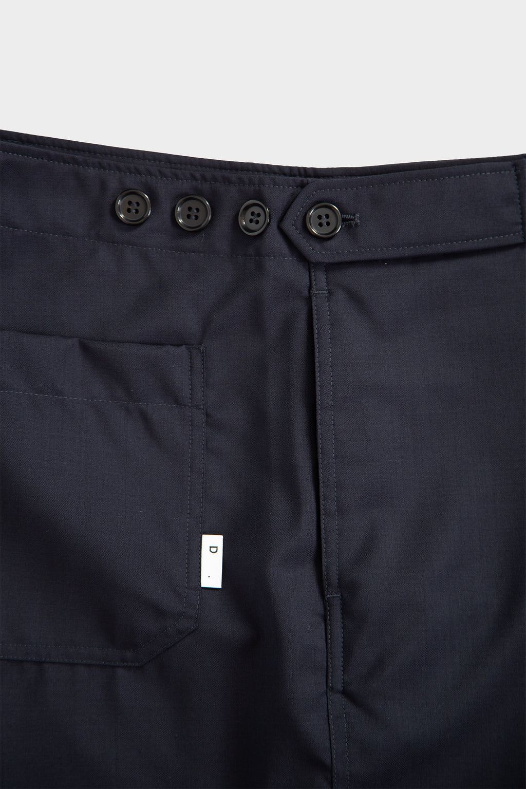 Navy blue wool tailored short with adjustable waist