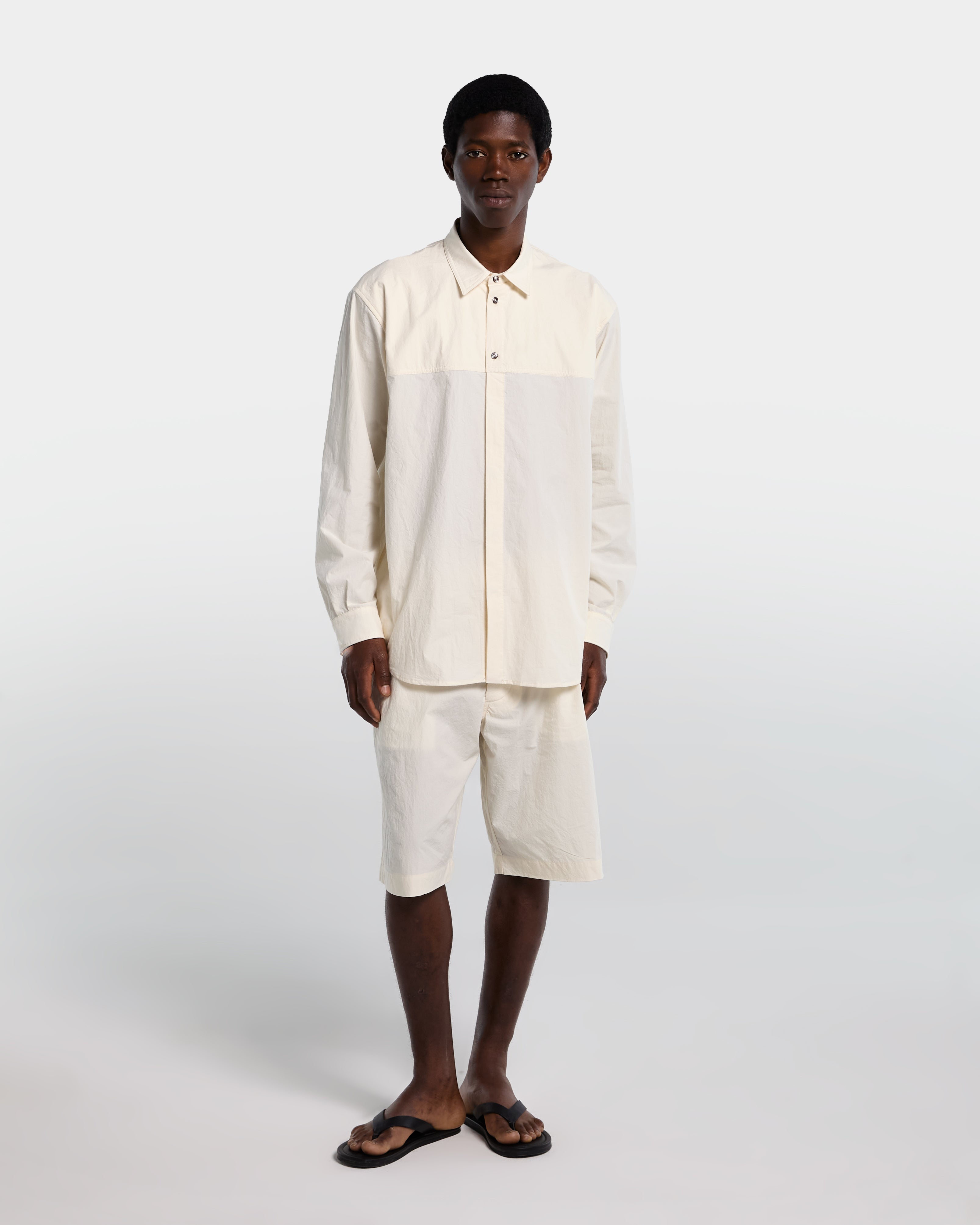 Cream cotton poplin Bermuda shorts with adjustable waist
