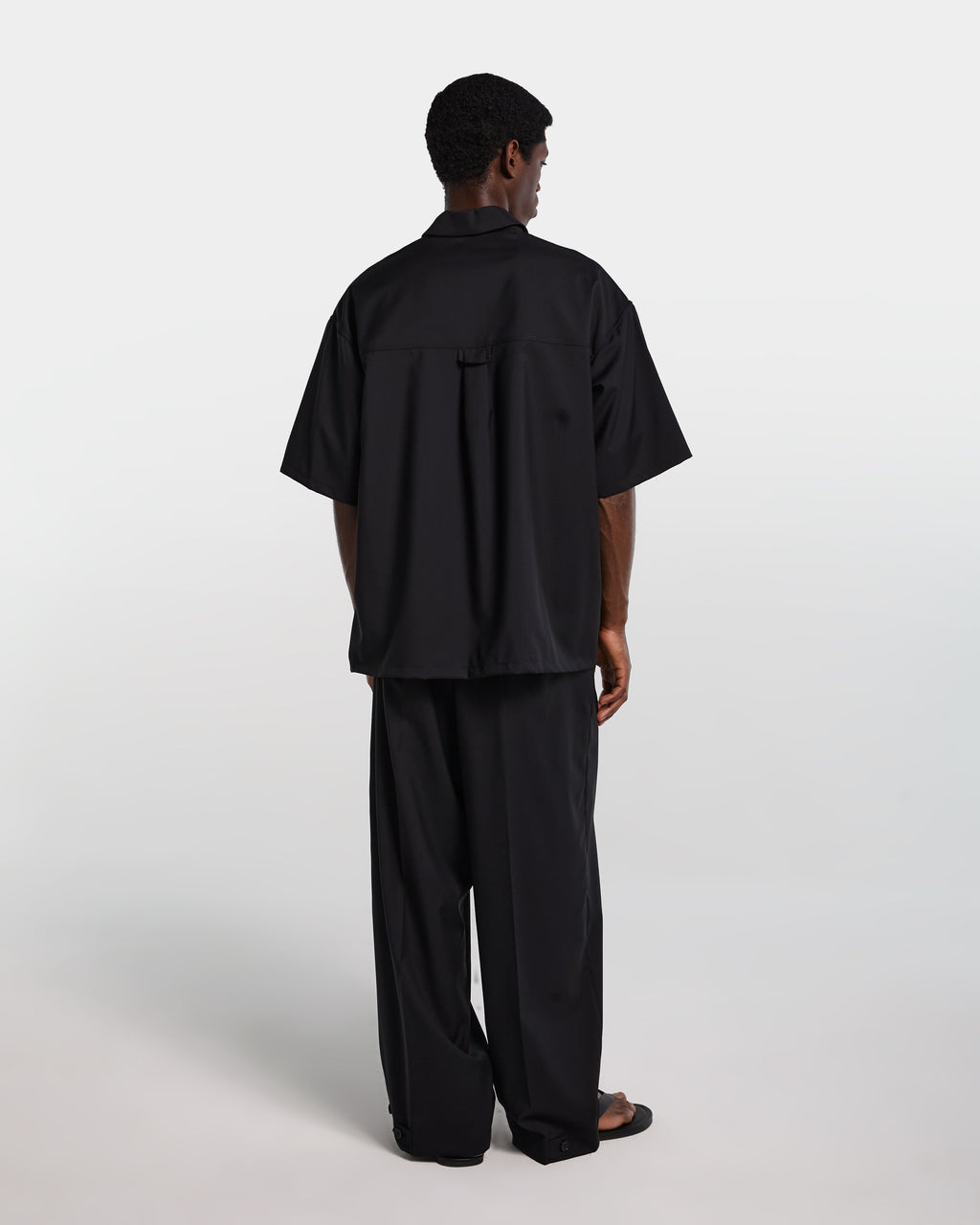 Black trousers in fresco wool