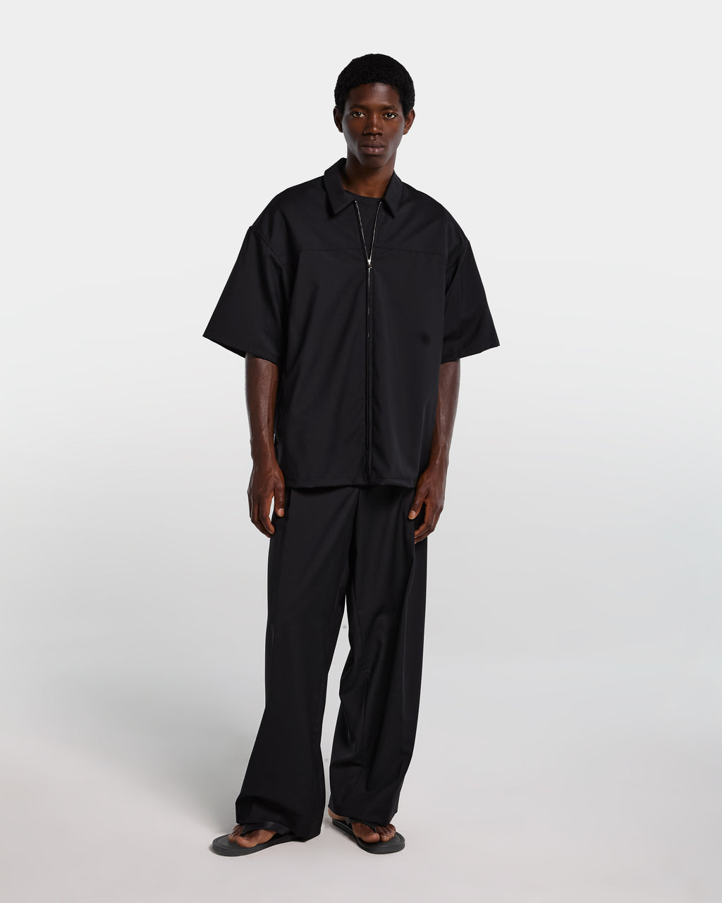 Black zip-up frescolana shirt