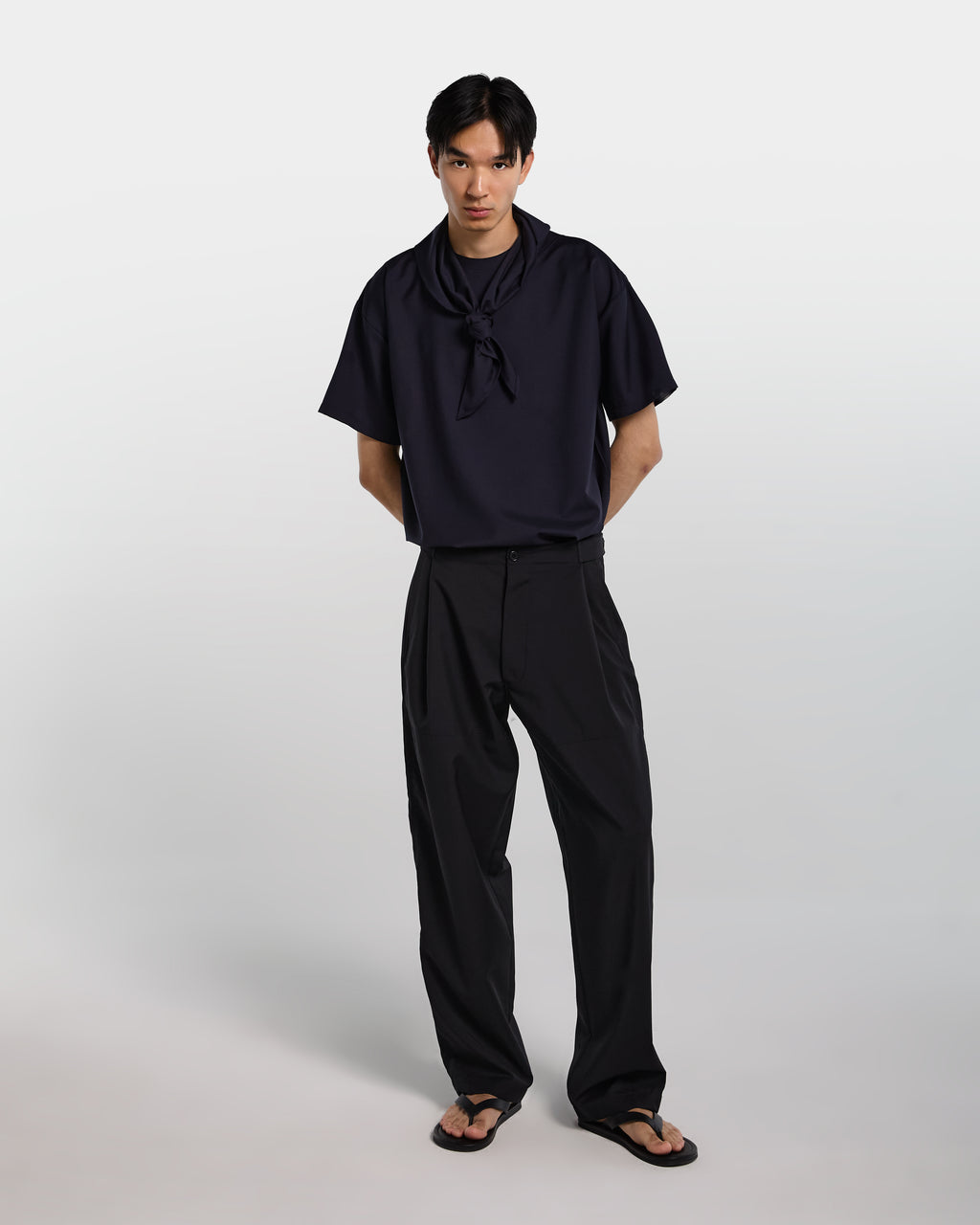 Black wool tailored pant with adjustable waist 