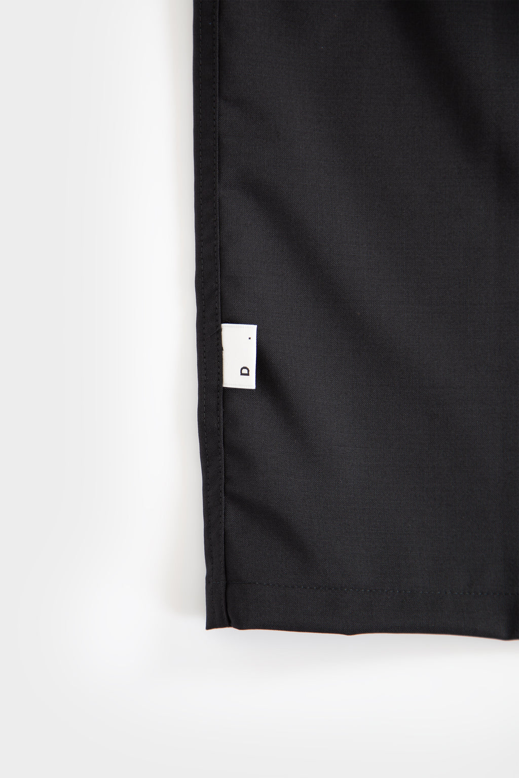 Black zip-up frescolana shirt