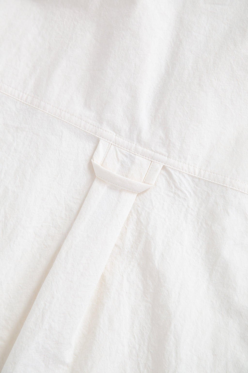 Cream poplin shirt with zip and short sleeves